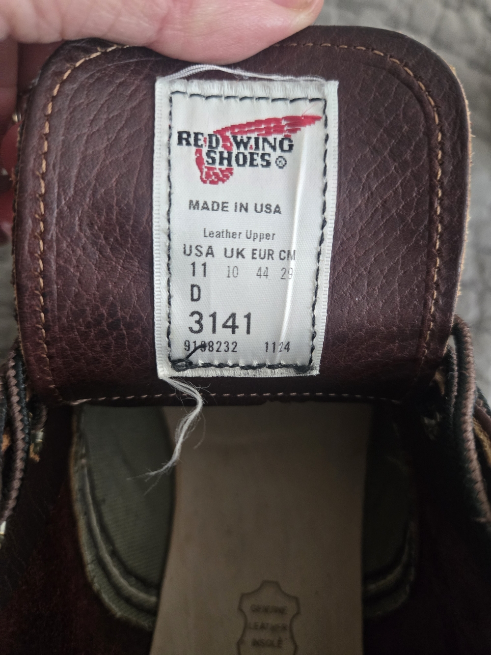 Red Wing Shoes Dark Brown Leather Chukka Boots with Cream Sole - Picture 3 of 8